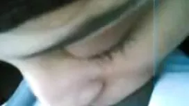 Un uomo cazzo con ro ...