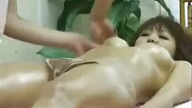 L'uomo calvo avvitan ...