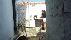 Bambino ama a succhi ...